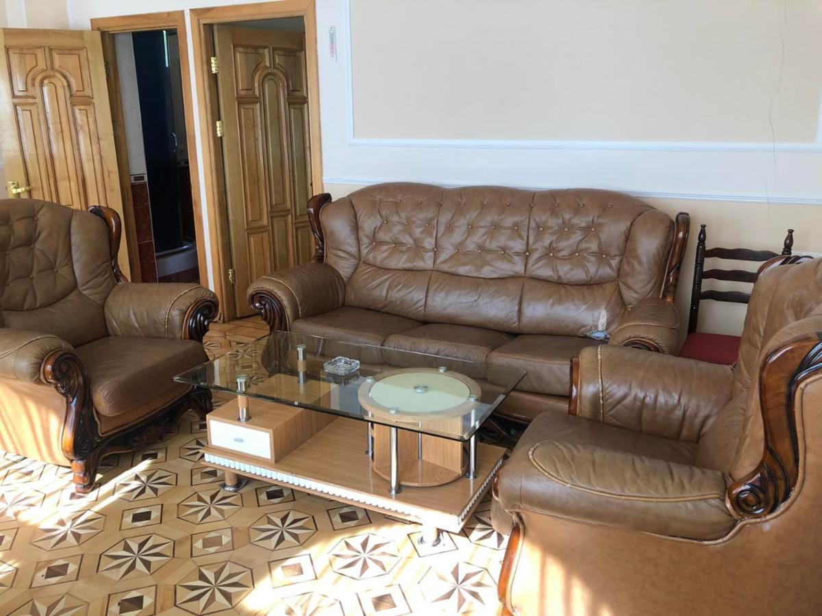 Valda Hotel On Tumanyan Vanadzor Dış mekan fotoğraf
